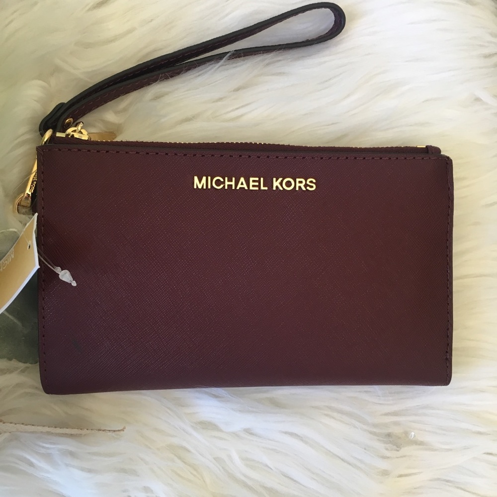 New Michael Kors Large Merlot Double Zipper wallet - Picture 2 of 7